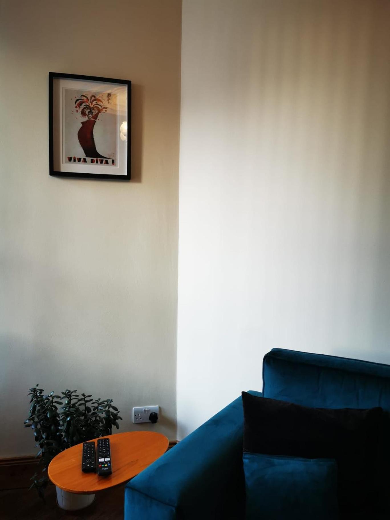 Gr8 Hostel At The Mount Белфаст Екстер'єр фото